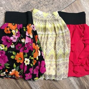Floral, Geometric, and Ruffled Women's Skirt Set 🎄